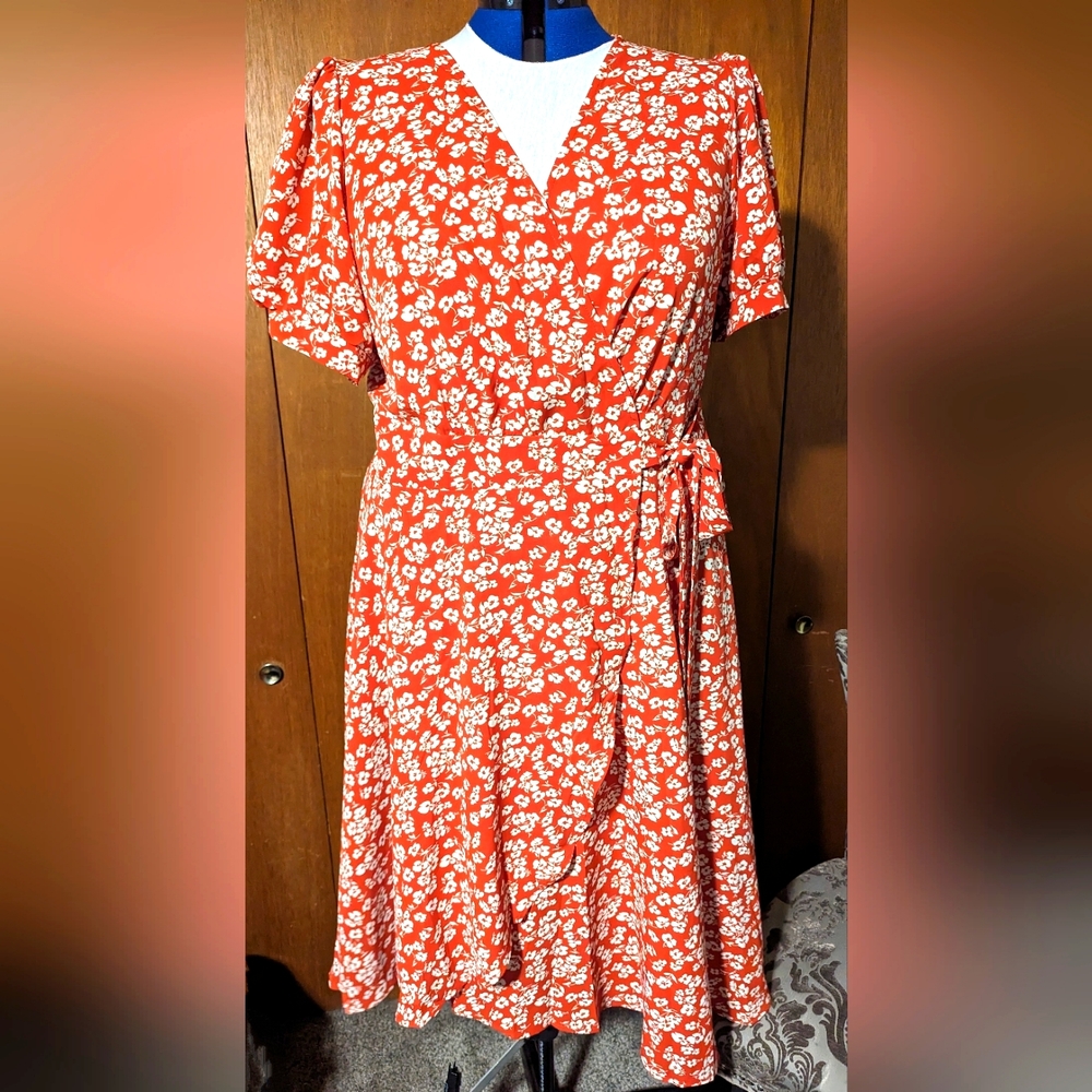 BloomChic Size 22, red and white dress